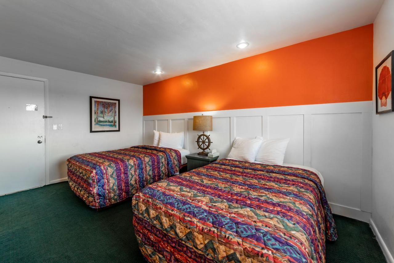 Captain'S Table Hotel By Everglades Adventures Kültér fotó